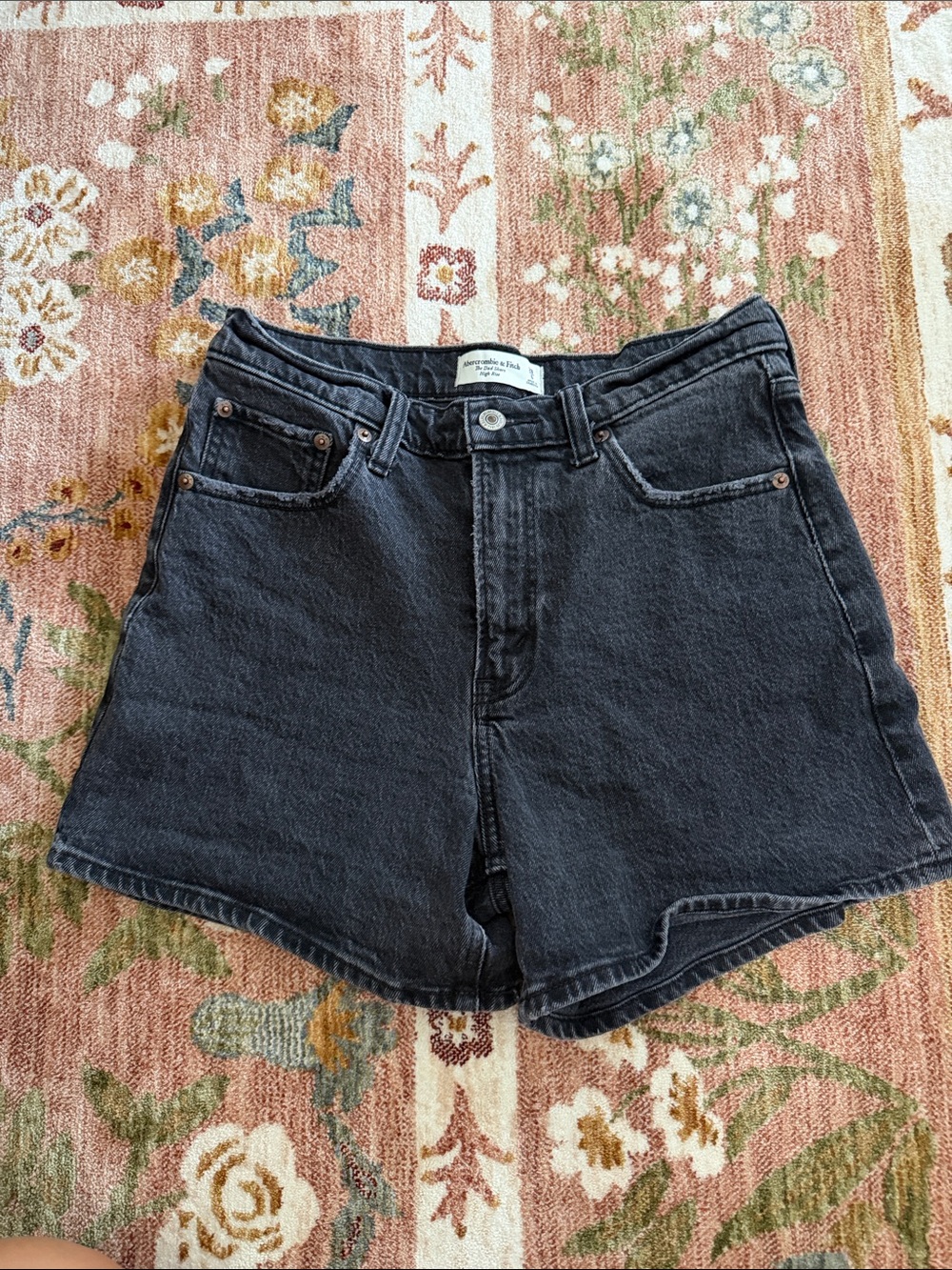 Abercrombie & Fitch Black High-Rise Dad Shorts